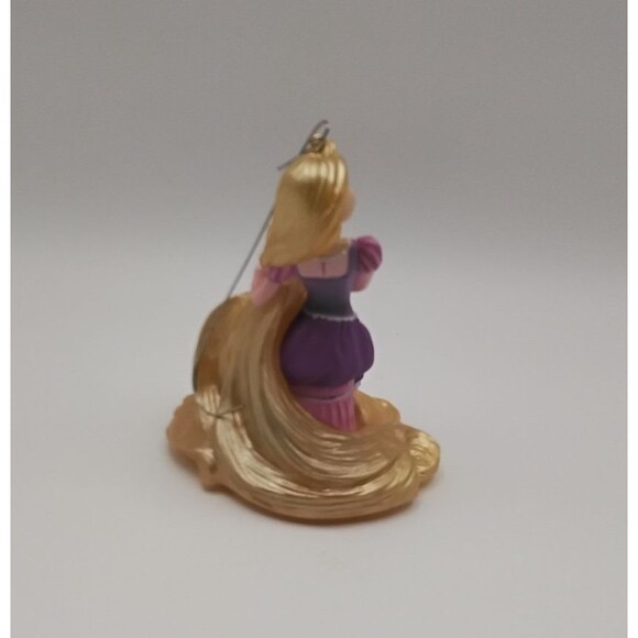Hallmark Keepsake 2014 "Rapunzel's Long Locks" Disney Tangled Rapunzel Ornament - Picture 2 of 3